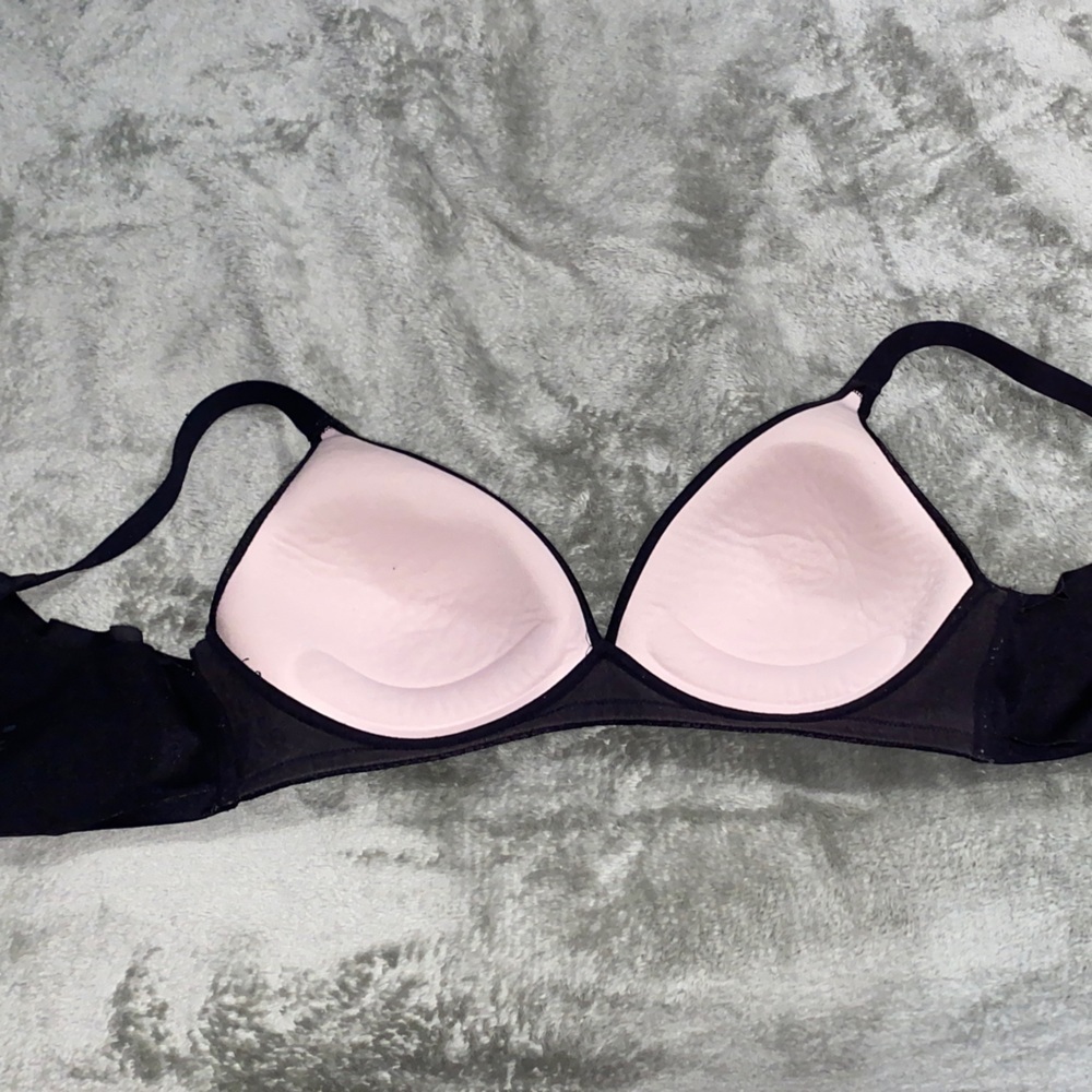 Warner's Black Textured Women's 38B Bra - Picture 3 of 5